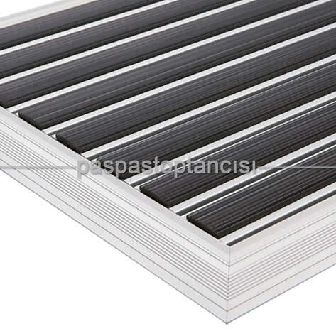 Alüminyum Paspas Yivli PVC Fitilli PM2000 Siyah - 2