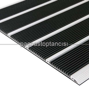 Alüminyum Paspas Yivli PVC Fitilli SM2000 Siyah
