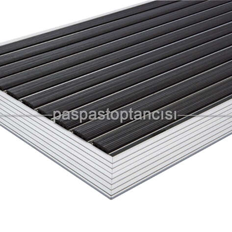 Alüminyum Paspas Yivli PVC Fitilli UM2000 Siyah - 1