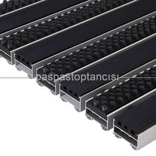 Alüminyum Paspas Yivli PVC Fitilli ve Fırça Fitilli UM2050 Siyah