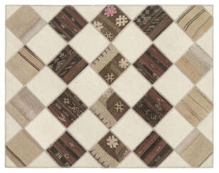 Apex Kilim Patchwork Unique Striped 11530 171 cm X 217 cm (1)