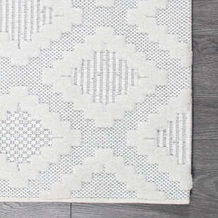 Grace 65022-270 Modern Kabartmalı Geometrik Desenli Dekoratif Krem Makine Halısı (4)