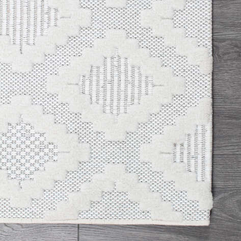 Grace 65022-270 Modern Kabartmalı Geometrik Desenli Dekoratif Krem Makine Halısı - 4