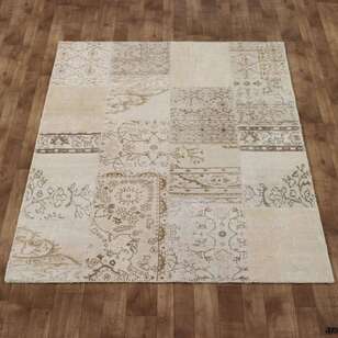 Krem Patchwork El Halısı (2)