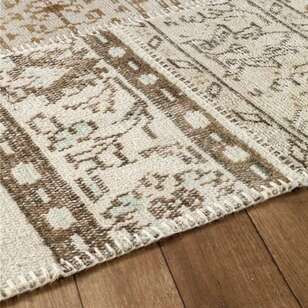 Krem Patchwork El Halısı (4)