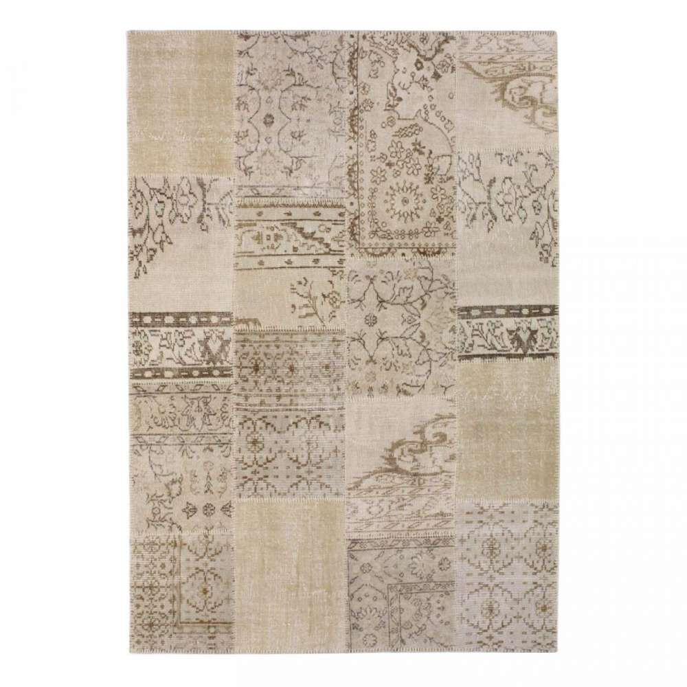 Krem Patchwork El Halısı