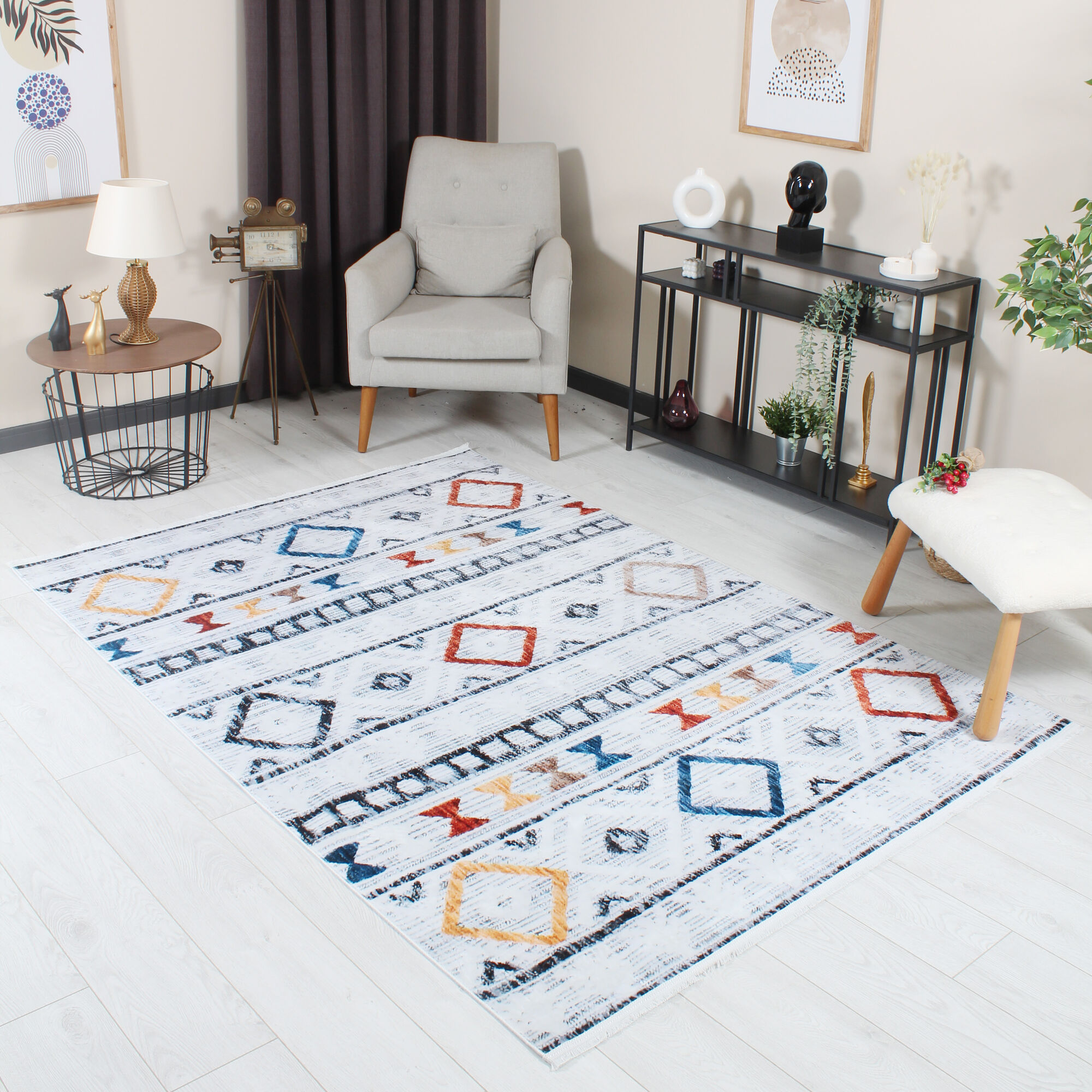Geometrik İskandinav Desenli Yumuşak Dokulu Yıkanabilir Halı Çok Renkli