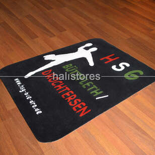 Royal Logo Baskılı Halı (2)